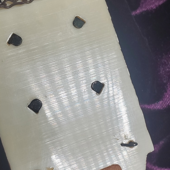 Silver and Cream Wall Hanging Holy Water Font - Picture 8 of 8